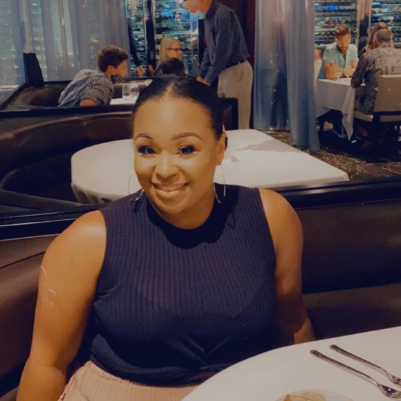 Meet your Posher, Alaina - Picture 1 of 1